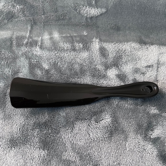 Gucci Black Shoe Horn - Picture 2 of 5